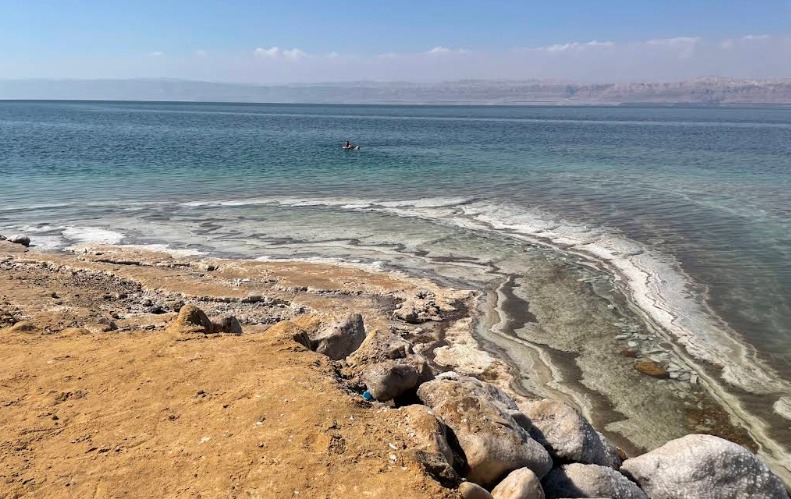 O BEACH DEAD SEA