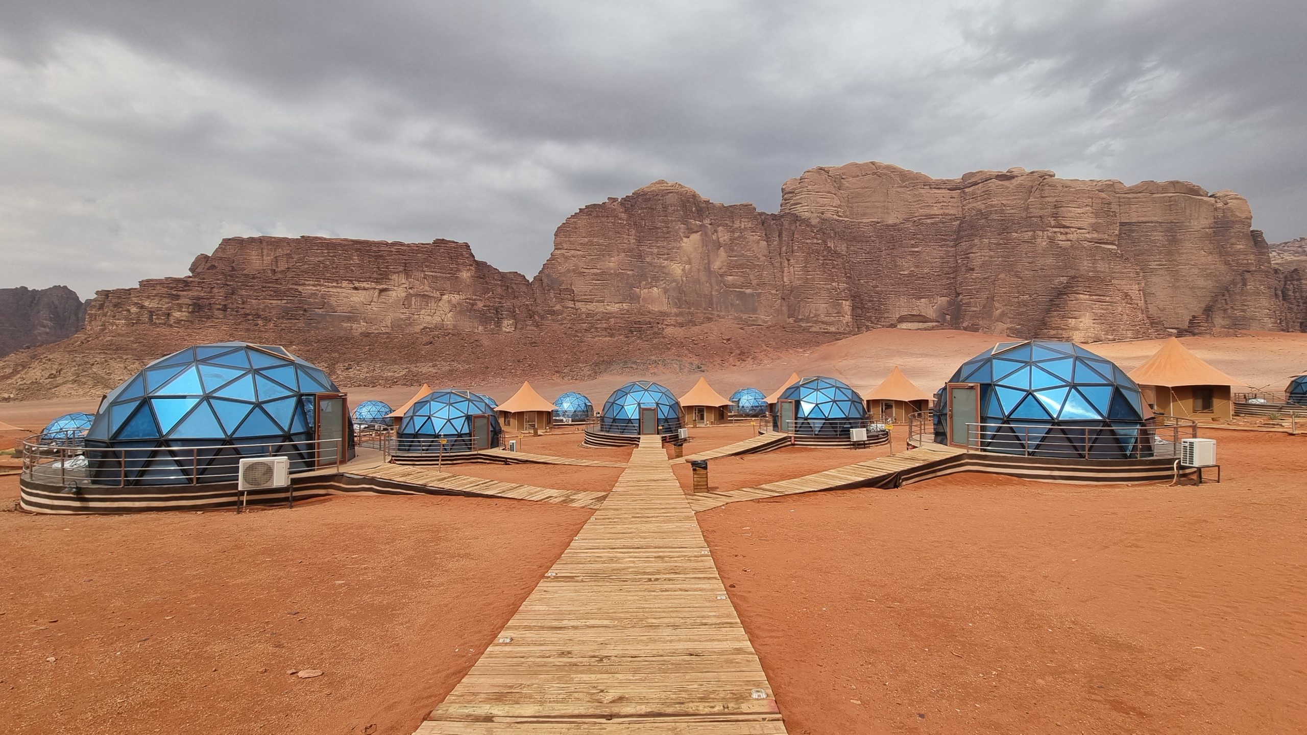 Campamento en el desierto de Wadi Rum, una de las experiencias imprescindibles en una ruta de 10 días por Jordania