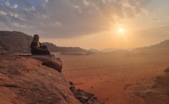 dormir en el desierto de Wadi Rum