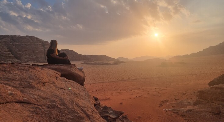 dormir en el desierto de Wadi Rum